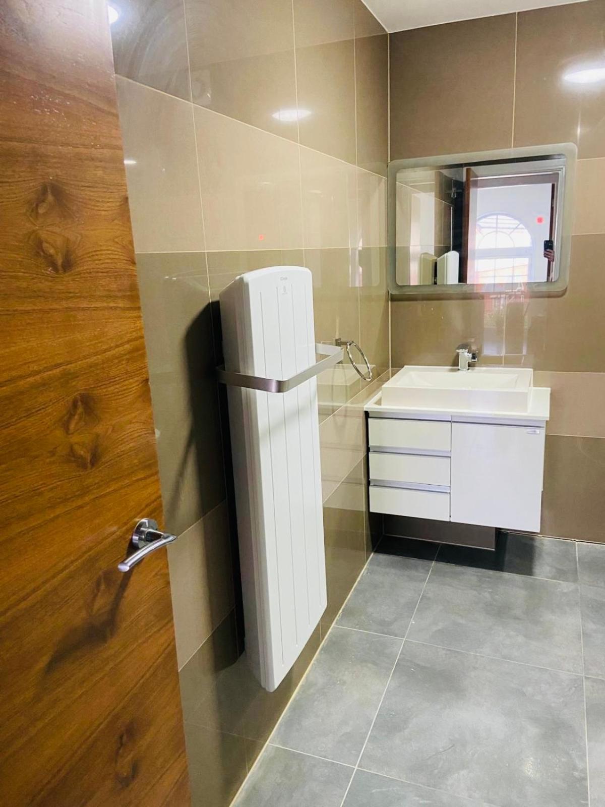 Modern Flat With Free Parking Close To Birmingham Centre Екстериор снимка