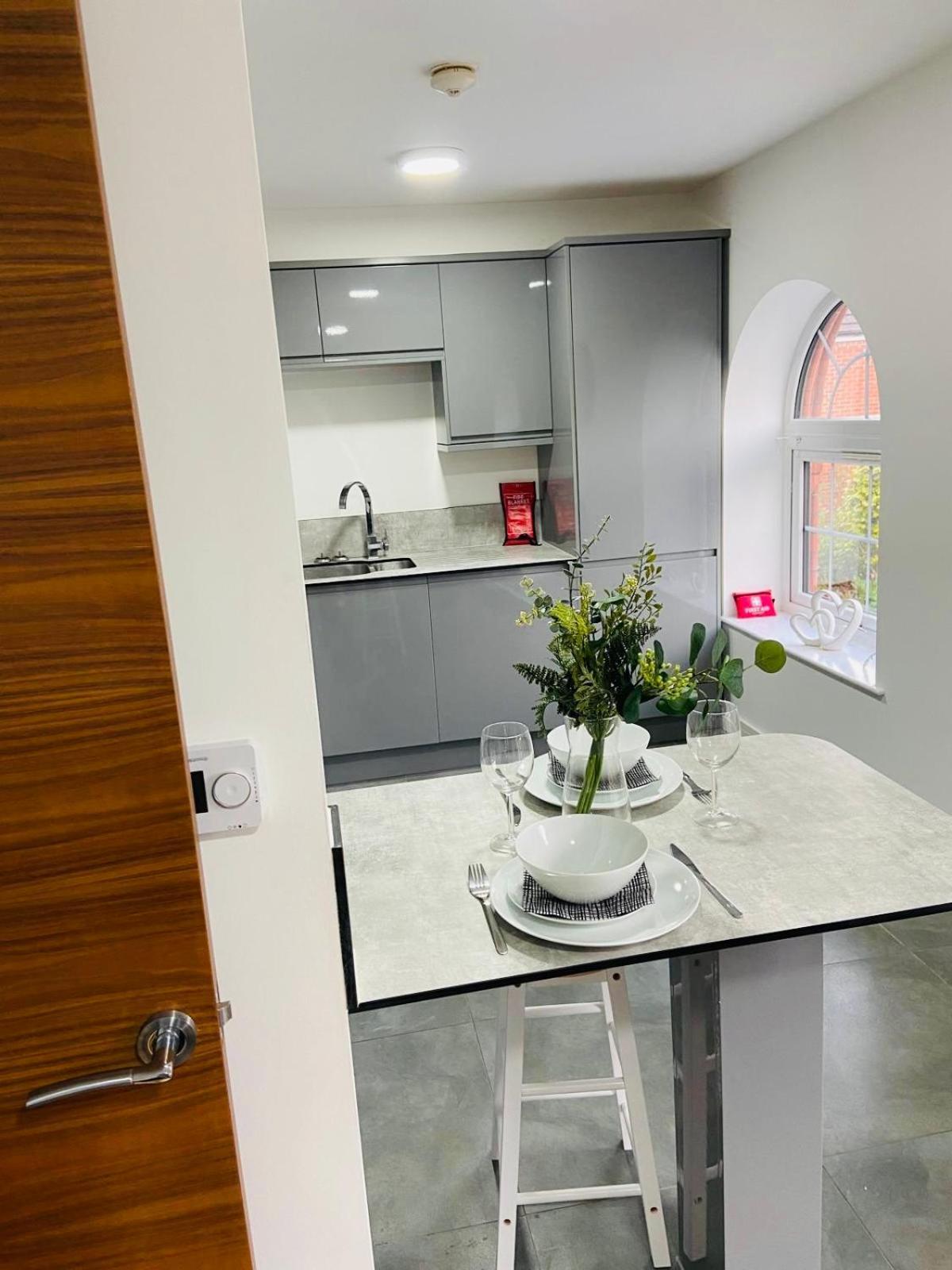 Modern Flat With Free Parking Close To Birmingham Centre Екстериор снимка
